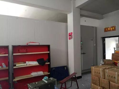 呼吸器DC-4